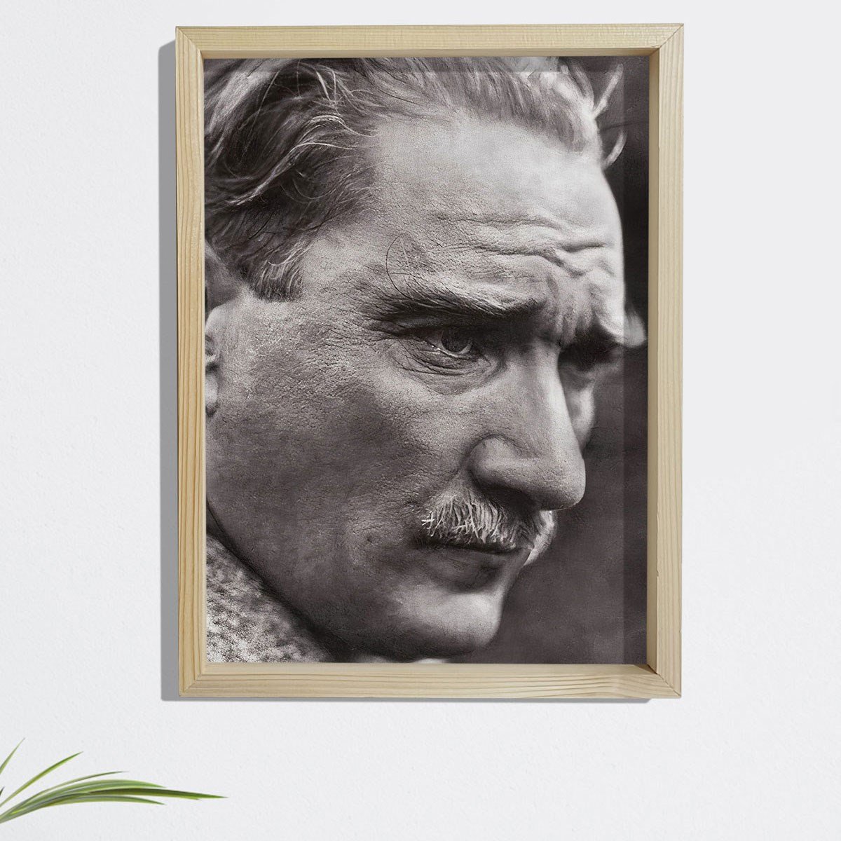 Dekor Loft Çam Ağacı Çerçeveli Atatürk Tablo 33x44 cm