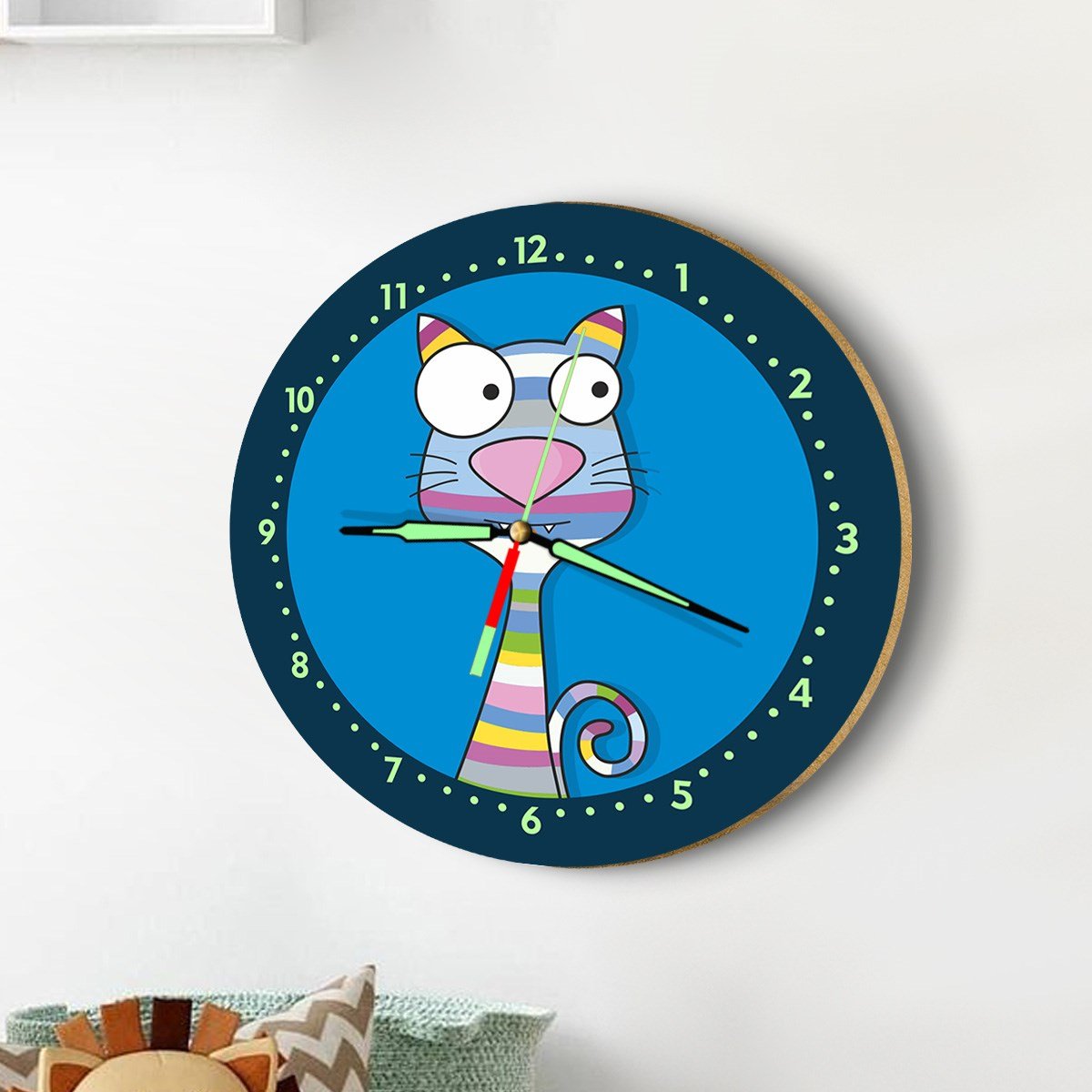 Dekor Loft Fosforlu Gece Parlayan Çocuk Odası Duvar Saati Şirin Kedi