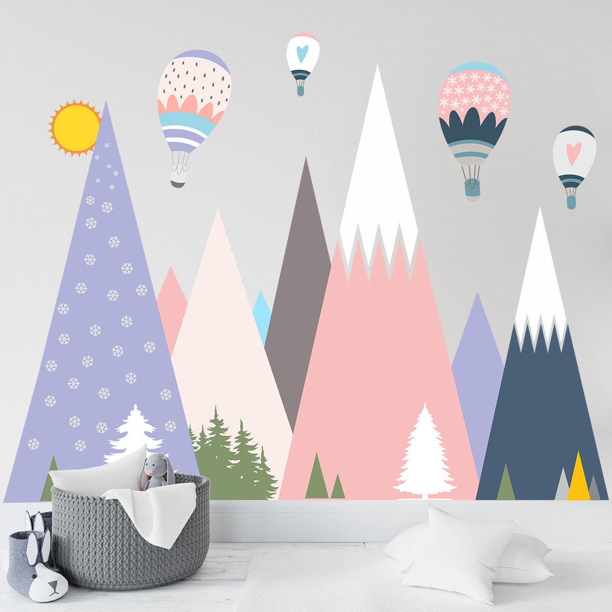 Dekor Loft Renkli Dağlar ve Uçan Balon Çocuk Odası Sticker CS-413