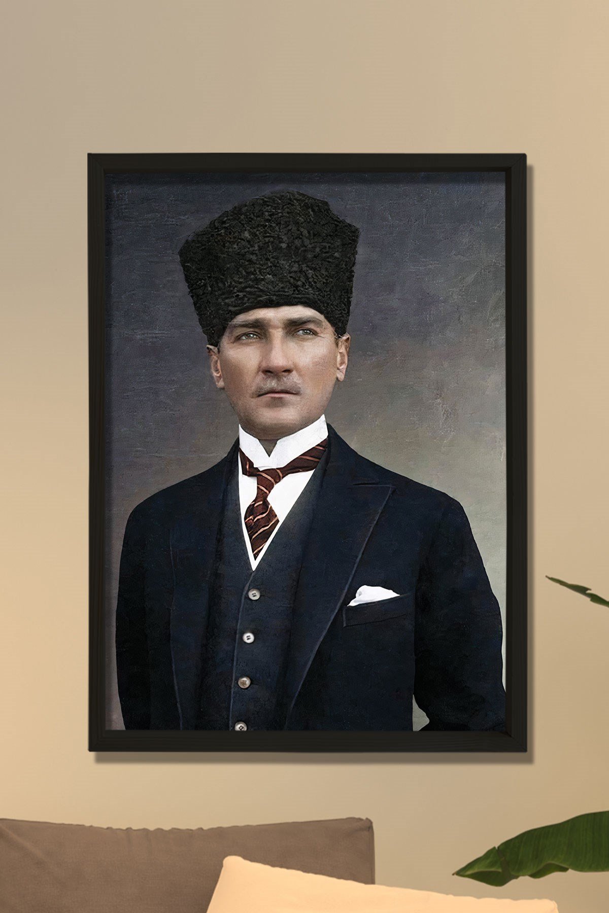 Doğal Çam Ağacı Çerçeveli Atatürk Tablo