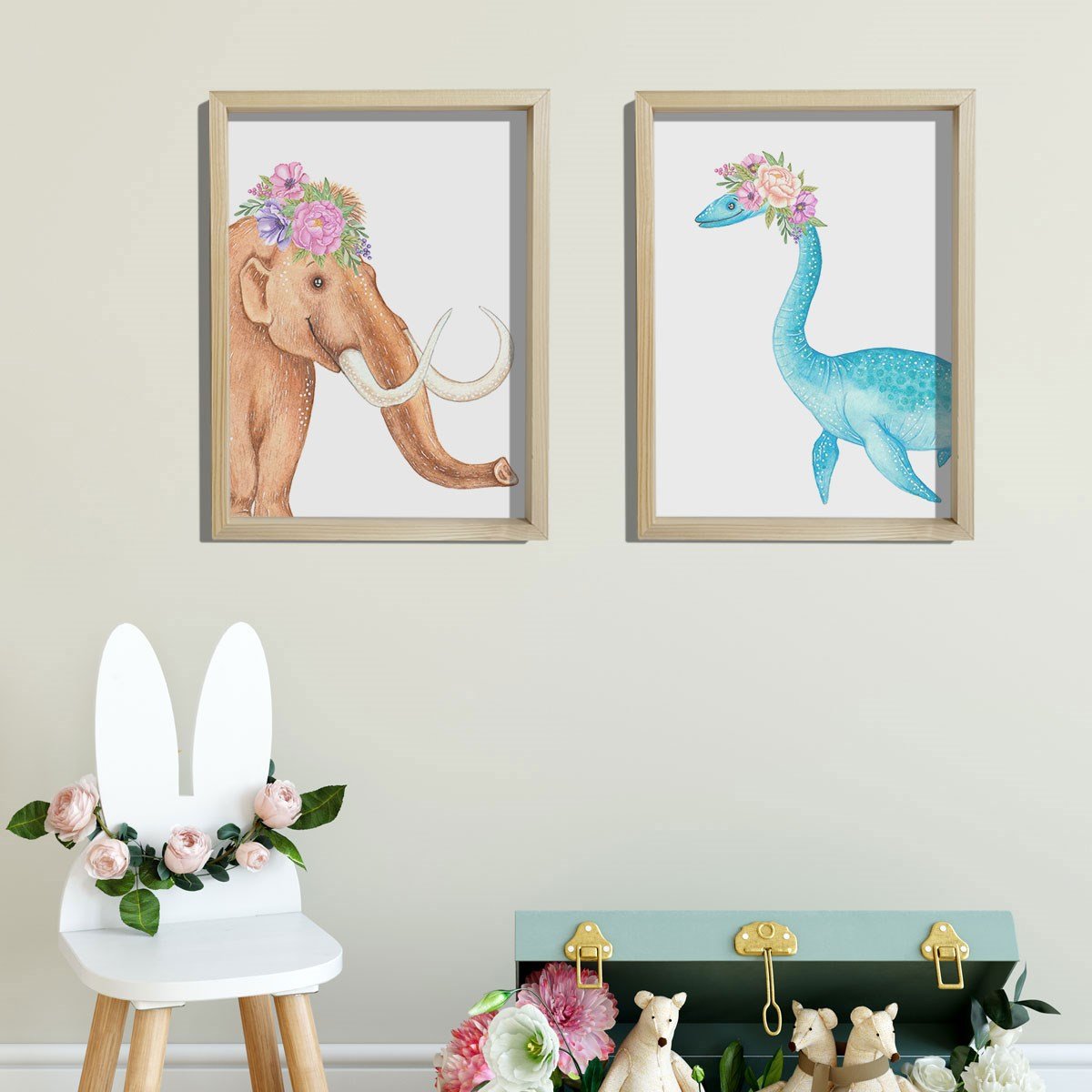 Doğal Çam Çerçeveli Bebek ve Çocuk Odası Duvar Tablosu Sevimli Çiçekli Dinazorlar