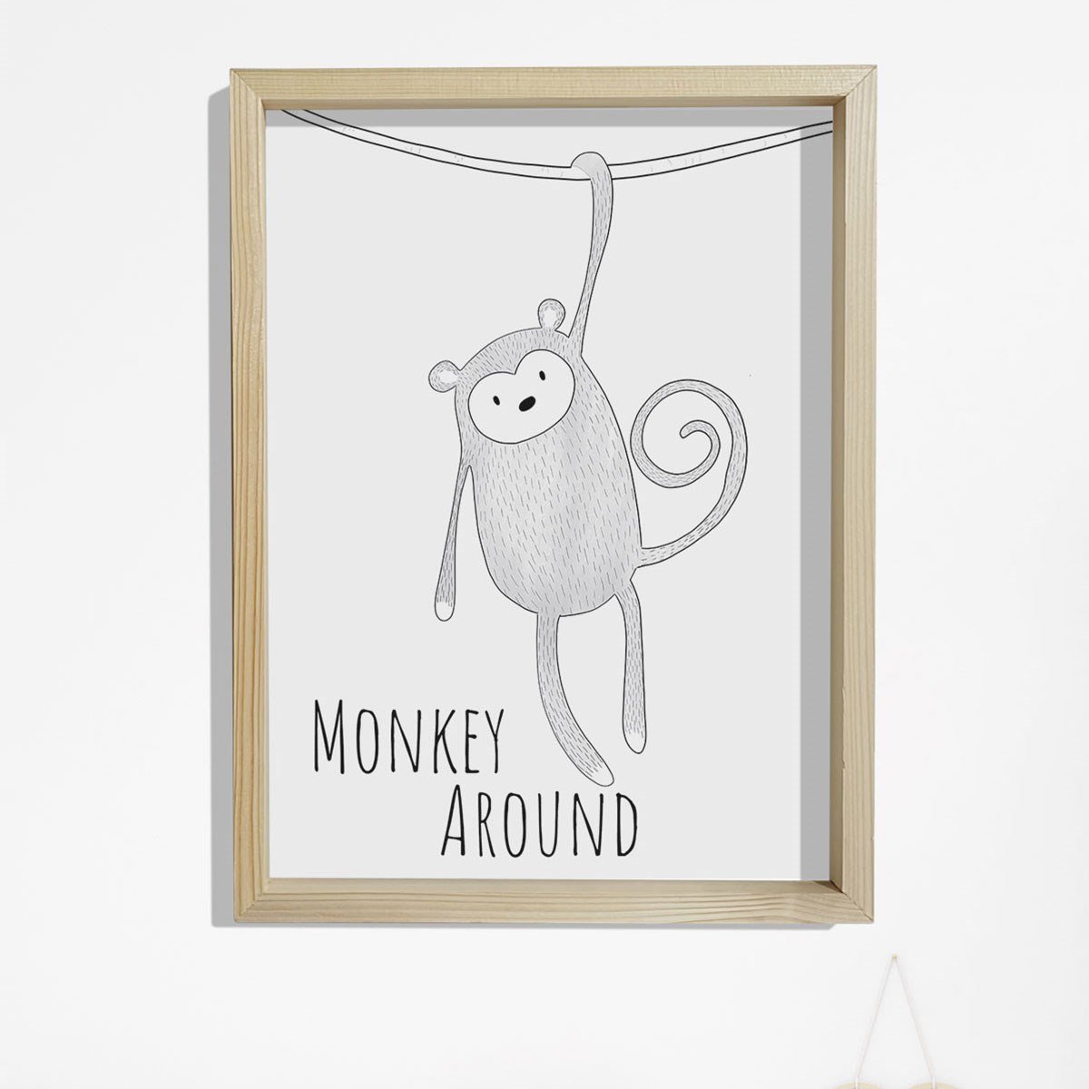 Doğal Çam Çerçeveli Bebek ve Çocuk Odası Duvar Tablosu Etrafta Maymun Var