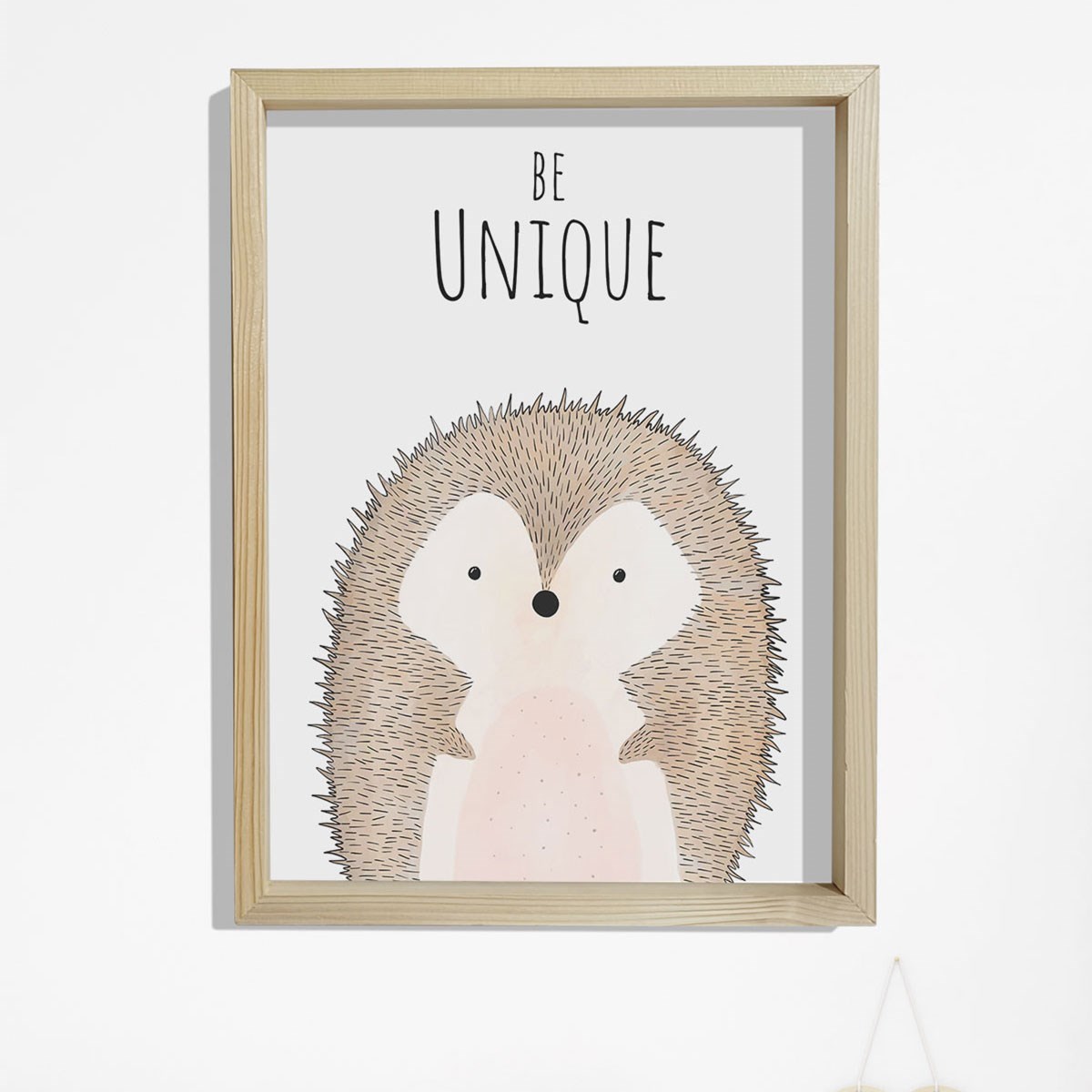 Doğal Çam Çerçeveli Bebek ve Çocuk Odası Duvar Tablosu Benzersiz Ol - Kirpi