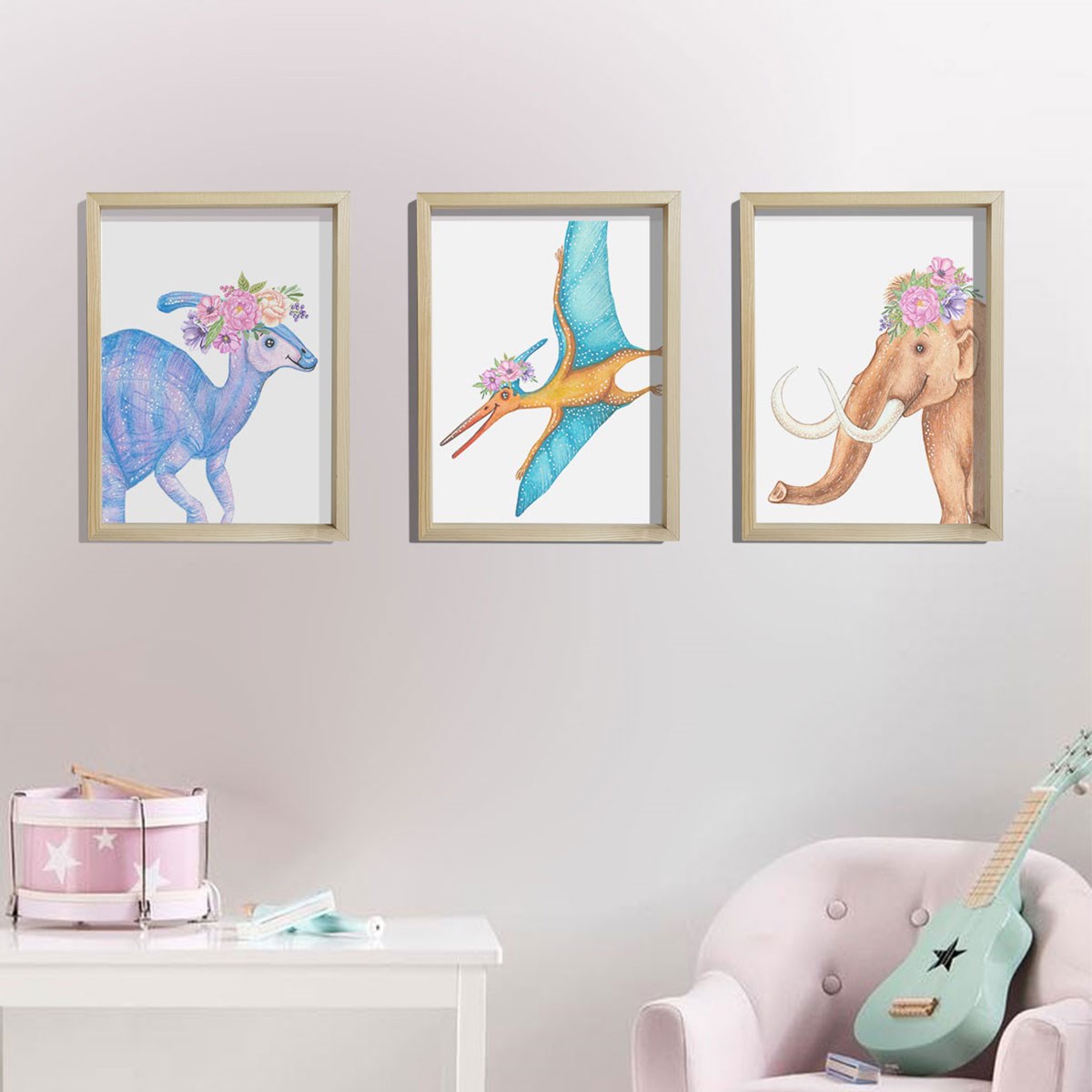 Doğal Çam Çerçeveli Bebek ve Çocuk Odası Duvar Tablosu Çiçekli Sevimli Dinazorlar