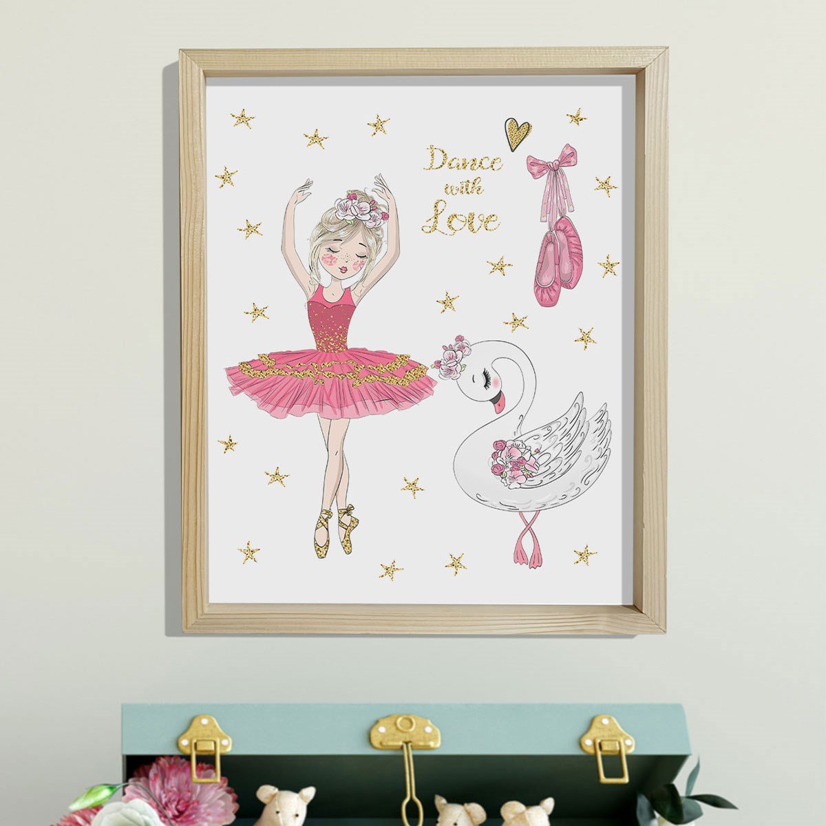 Doğal Çam Çerçeveli Bebek ve Çocuk Odası Duvar Tablosu Kuğulu Balerin ve Point