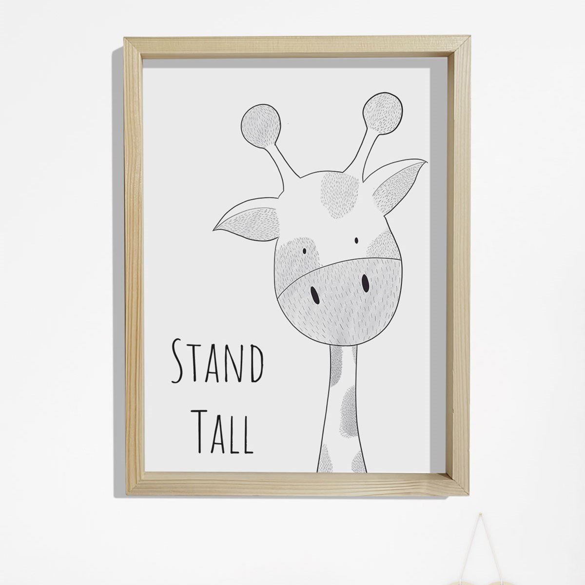Doğal Çam Çerçeveli Bebek ve Çocuk Odası Duvar Tablosu Dik Dur - Zürafa