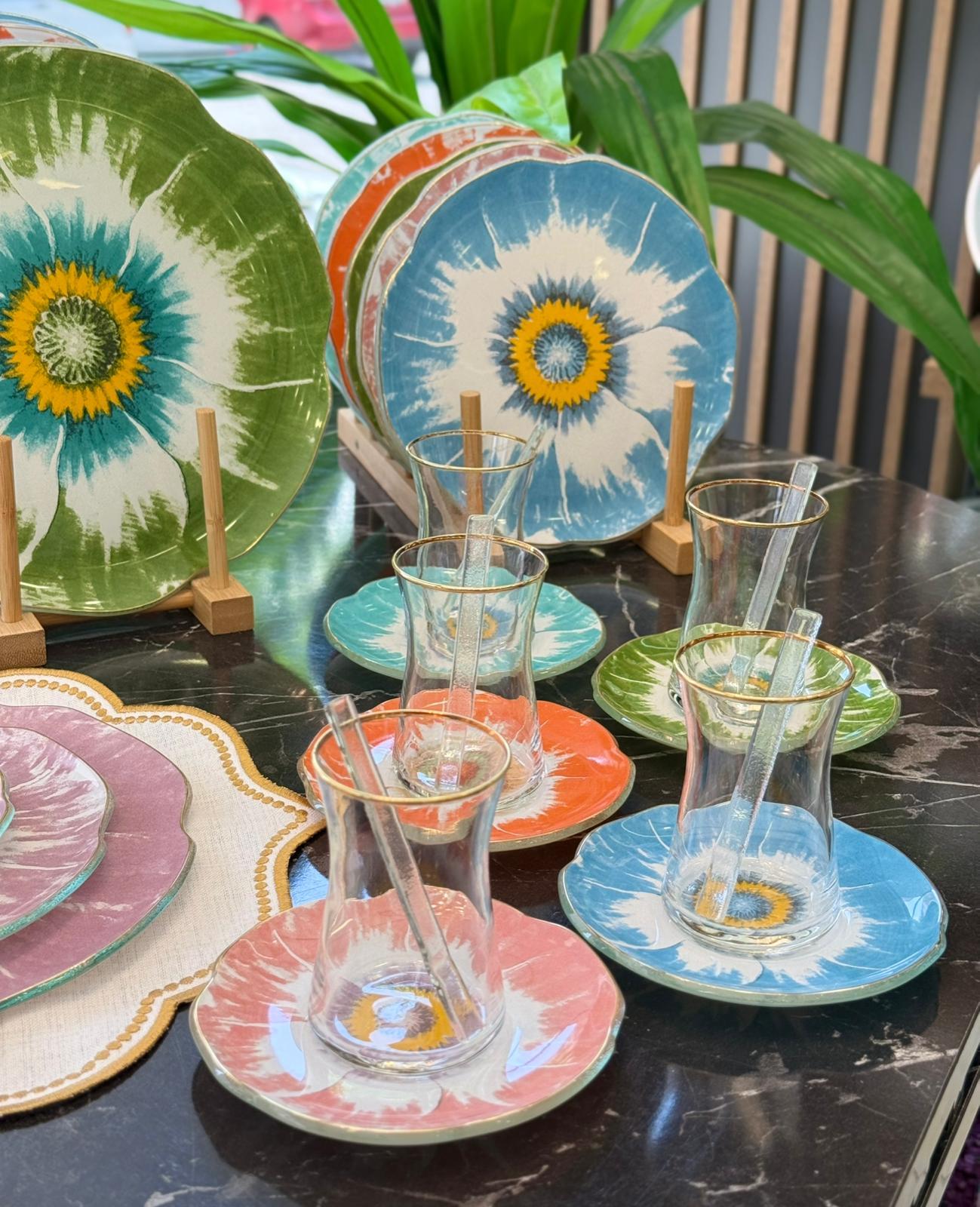  30 Parça Daisy Color Mix Servis Pasta Çay Takımı Gold