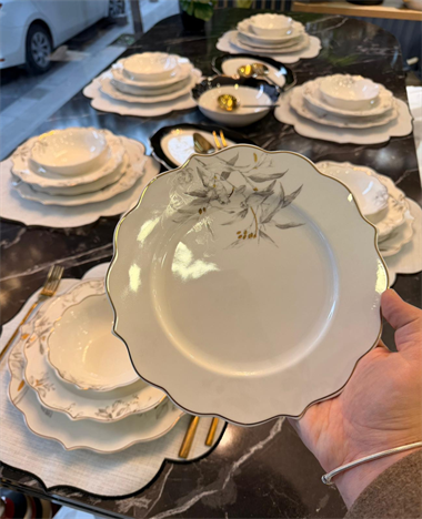24 Parça Regalia Porselen Yemek Takımı 