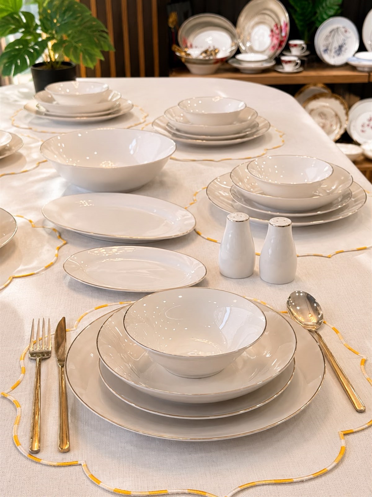30 Parça 6 Kişilik Porselen Luna Gold Yemek Takımı