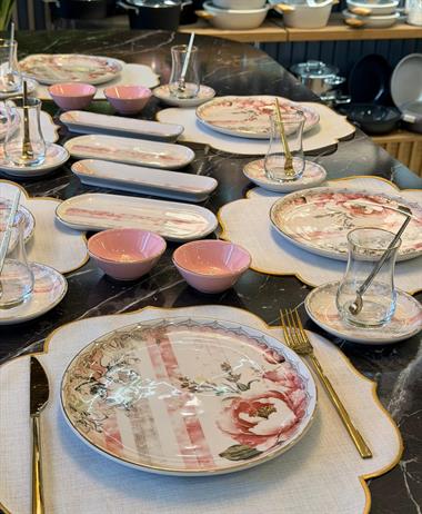 32 Parça Modern Asya Rabendi Yaldızlı  Kahvaltı Takımı