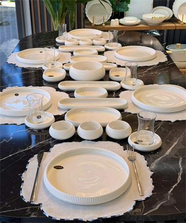 35 Parça 6 Kişilik Bianca Line Perla Porselen Kahvaltı Takımı