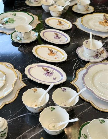 42 Parça Flora Porselen Kahvaltı Takımı