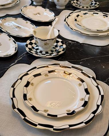 48 Parça Porselen Black Flower Kahvaltı Seti