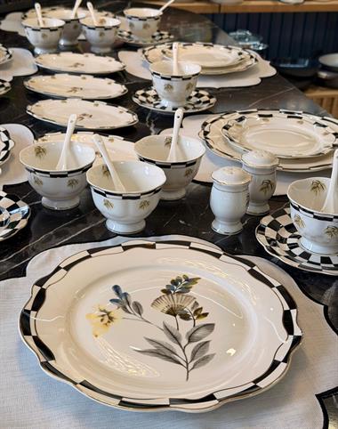 48 Parça Porselen Black Flower Kahvaltı Seti