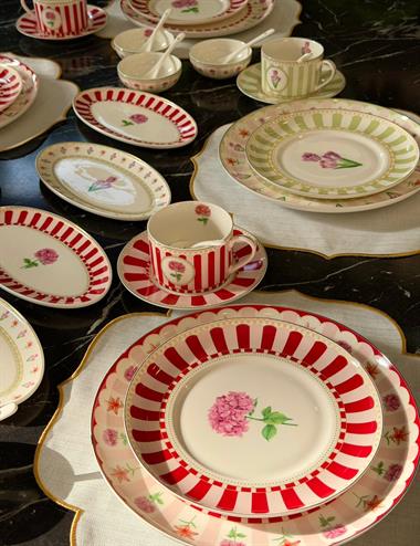 48 Parça Porselen Garden Flowers Kahvaltı Seti