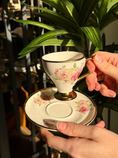 6 Kişilik Porselen Yolanda Kahve Fincan Takımı 