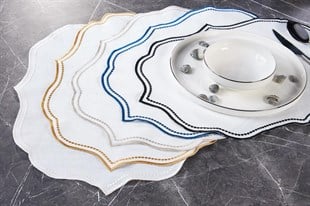 6lı Amerikan Servis Nakışlı Lisa Keten Efektli - Altın