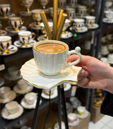 6lı Lüks İstiridye İncili Gold Kahve Fincanı