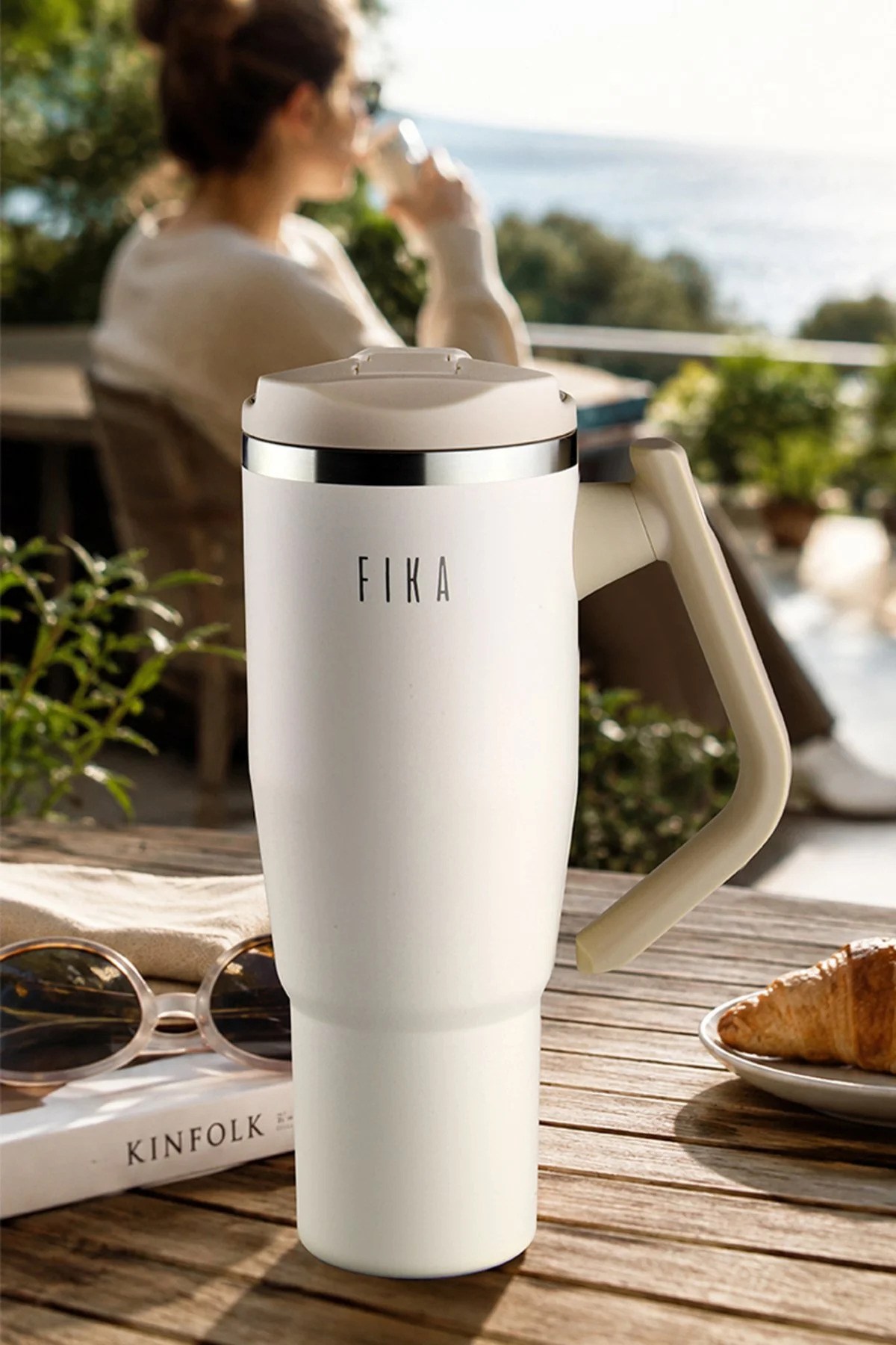 Fika Lumi Döner Kulplu Termos 1200 Ml - Bej