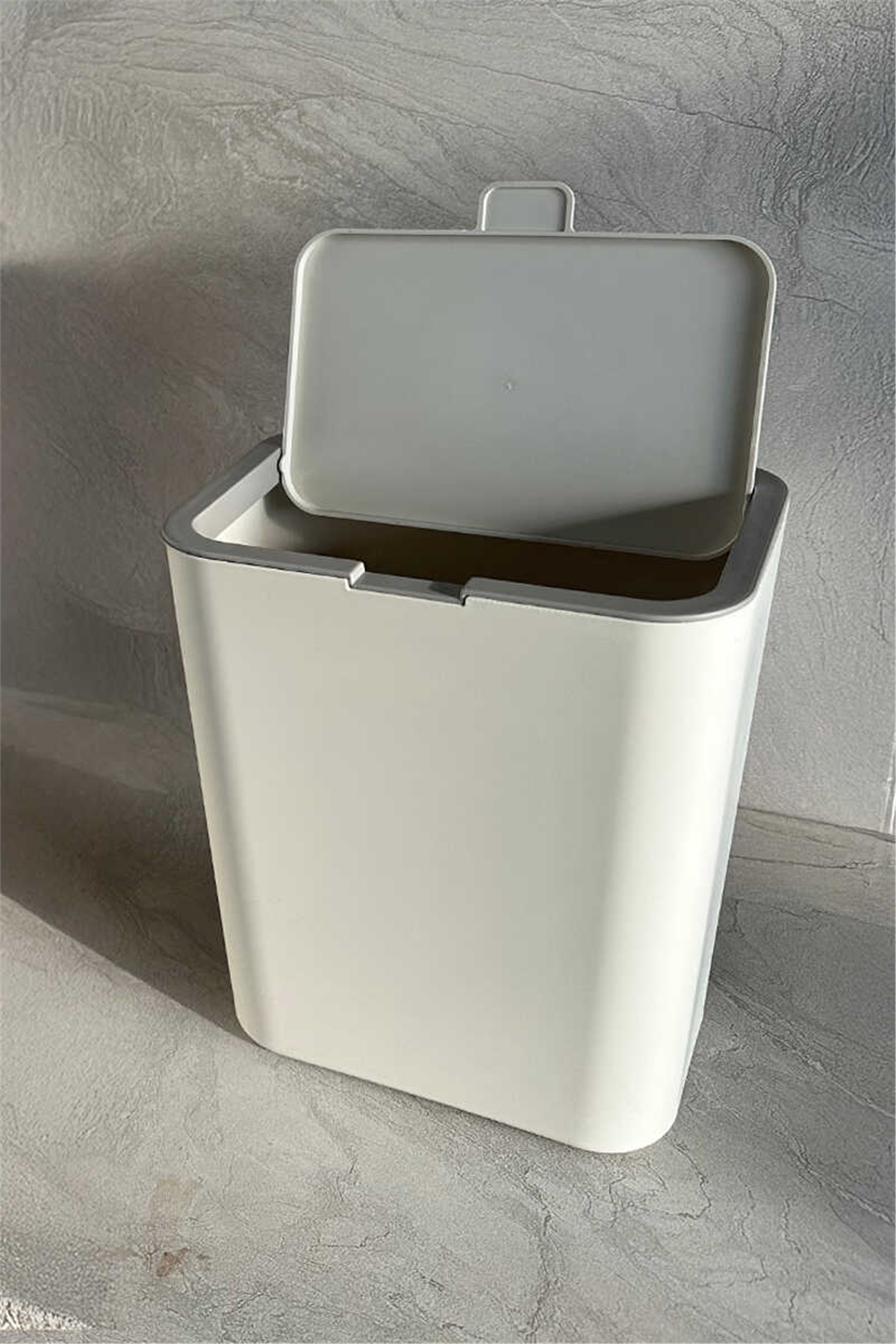 Flip 6 LT Banyo Mutfak Tezgah Üstü Çöp kovası - Bej