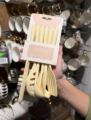 Vanni Krem 6 Parça Silikon Servis Seti 