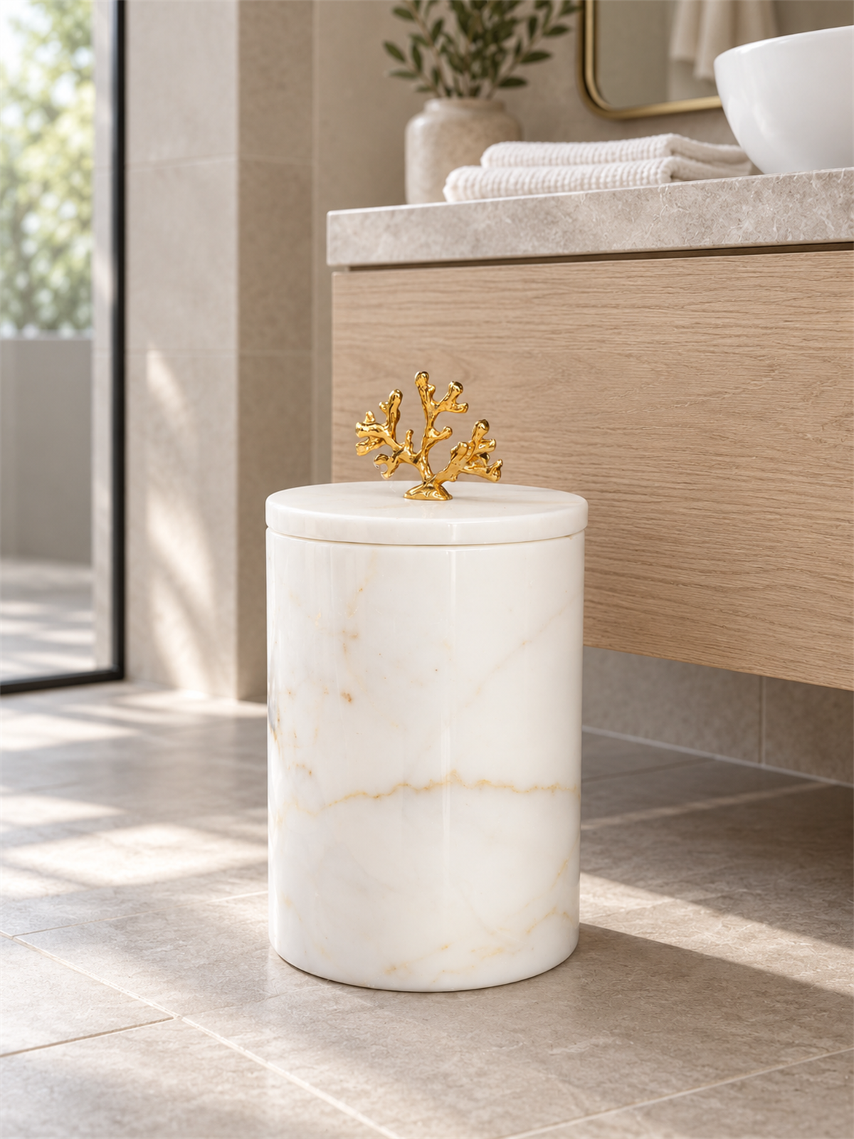 Mercan Dalı Mermer Banyo Çöp Kovası - Gold