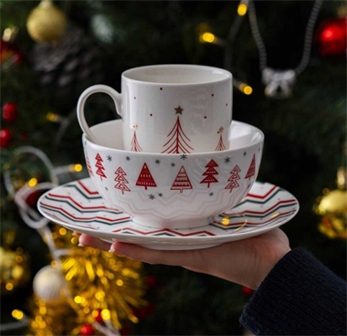 Santa 3 Parça Kase-Kupa Seti