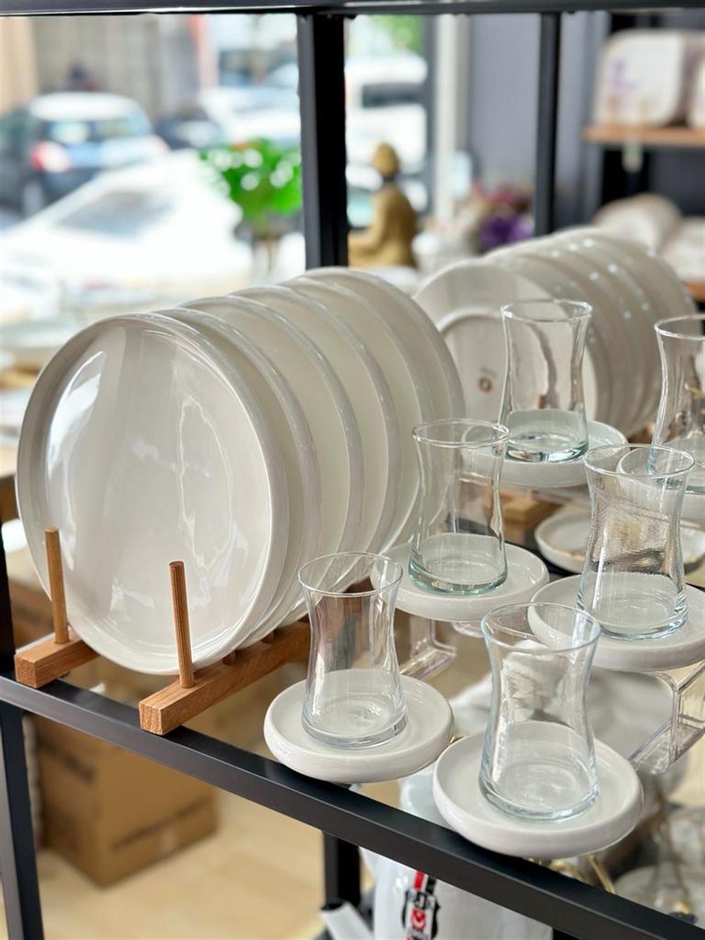 18 Parça Perla Sade Pasta Çay Saati Seti