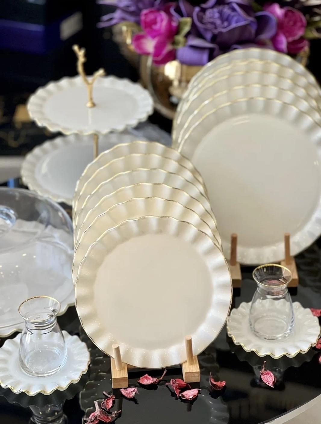 28 Parça Solid Krem Altın Yaldızlı 6 Kişilik Pasta Çay Servis