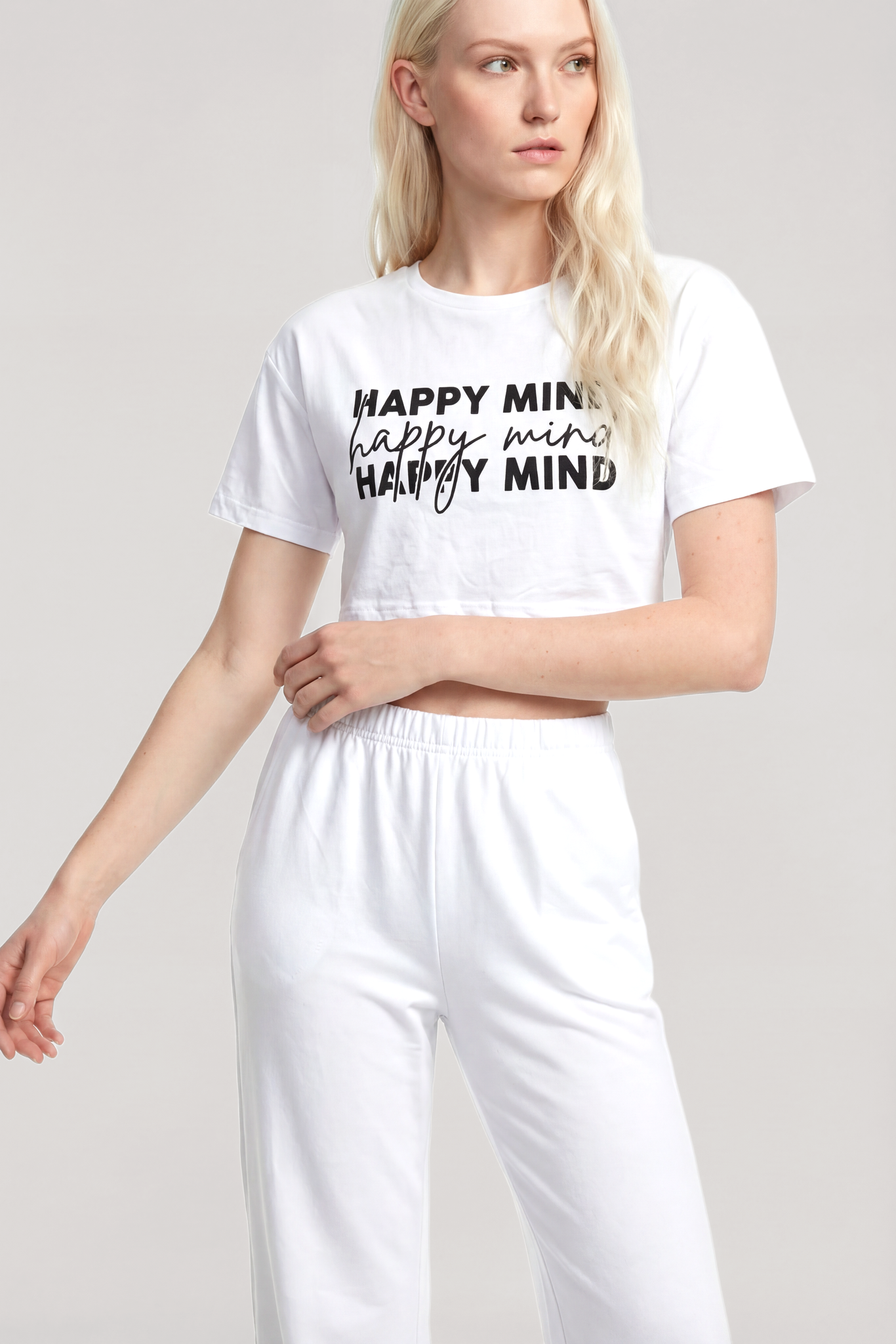 Akbeniz Baskılı Crop T-Shirt Pantolon Takım Beyaz