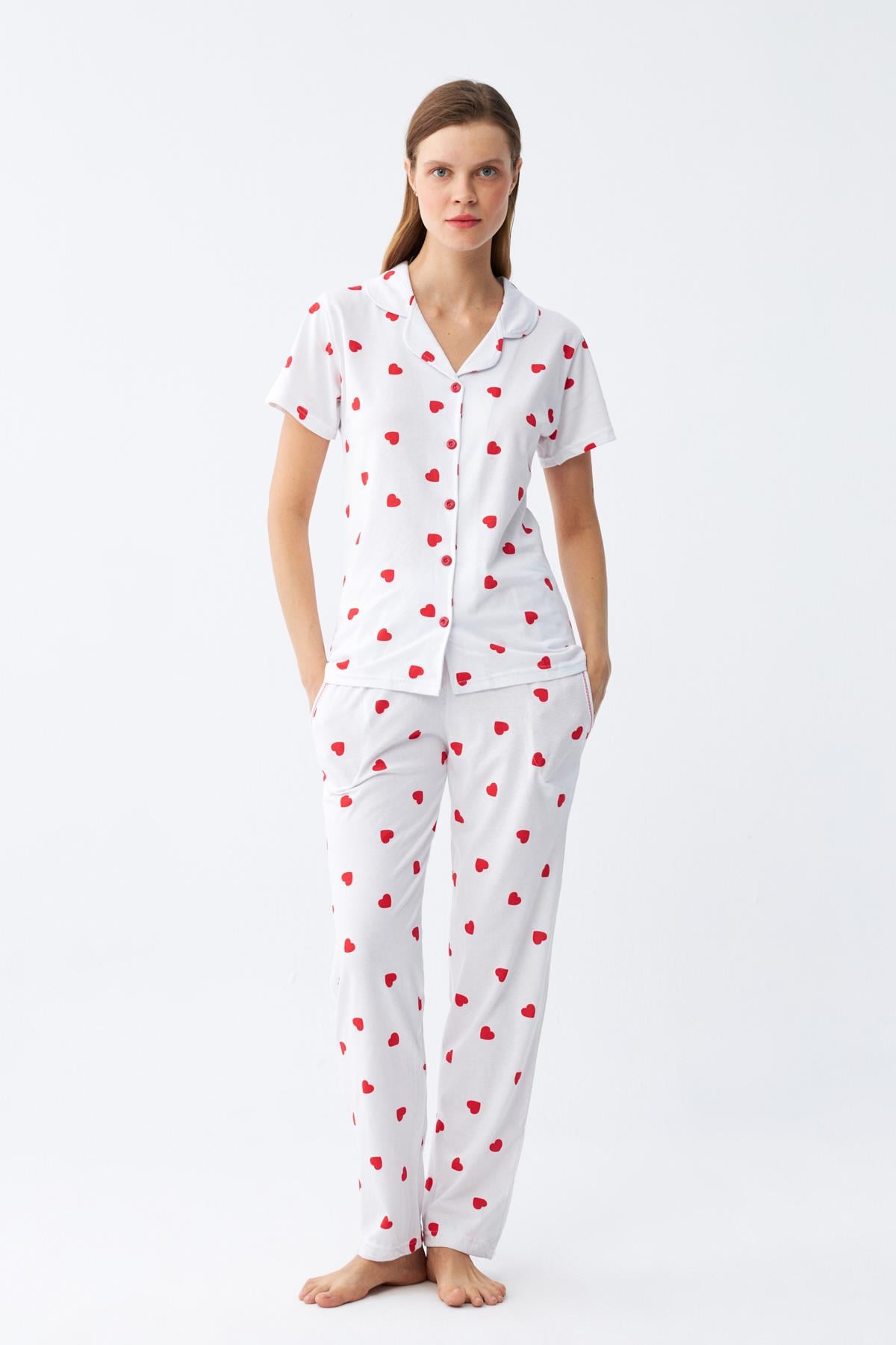 Akbeniz Kadın Beyaz Kırmızı Kalpli Önden Düğmeli Pijama Takımı