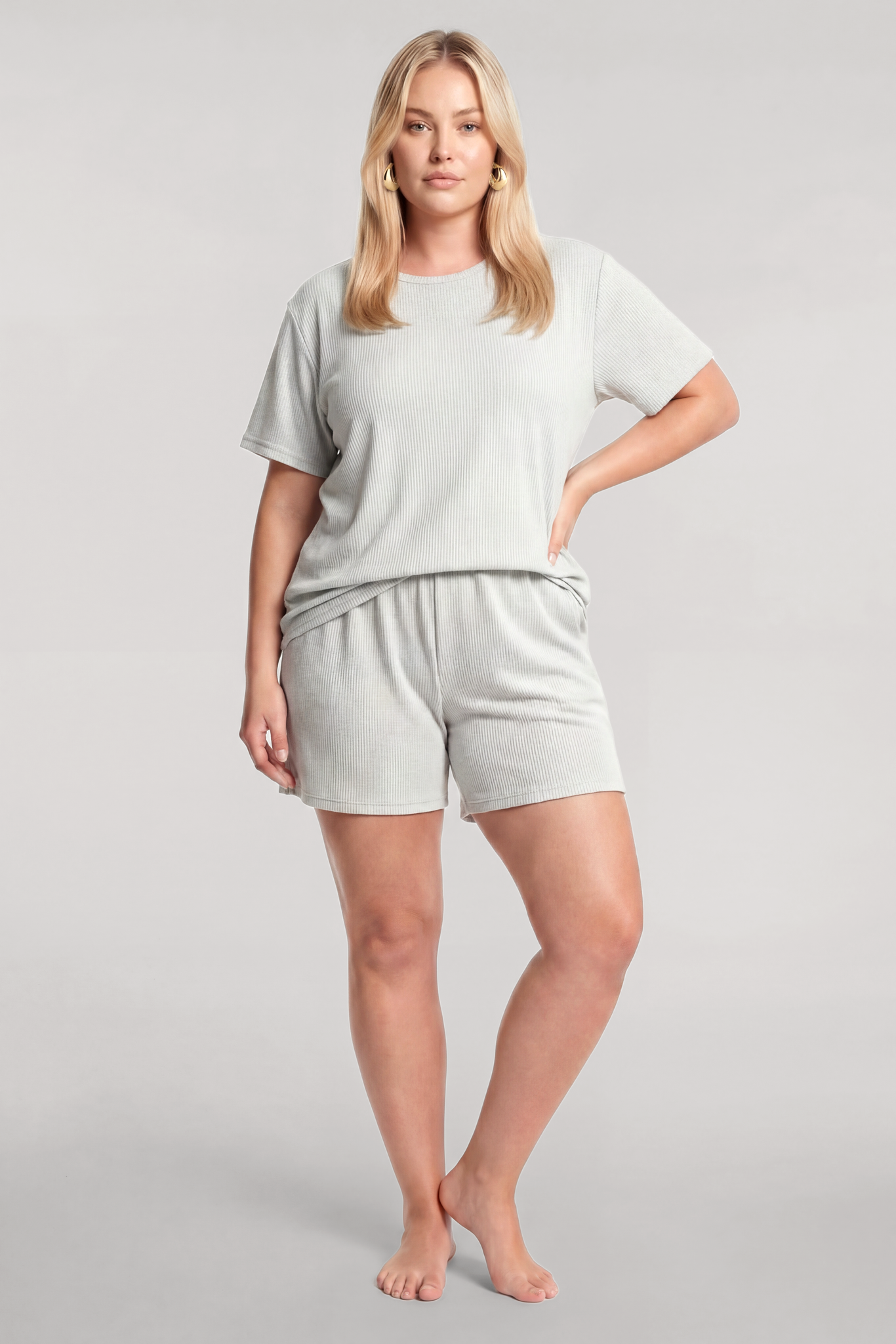 Akbeniz Kadın Büyük Beden Açık Gri Fitilli Dokulu Şortlu Pijama Takımı