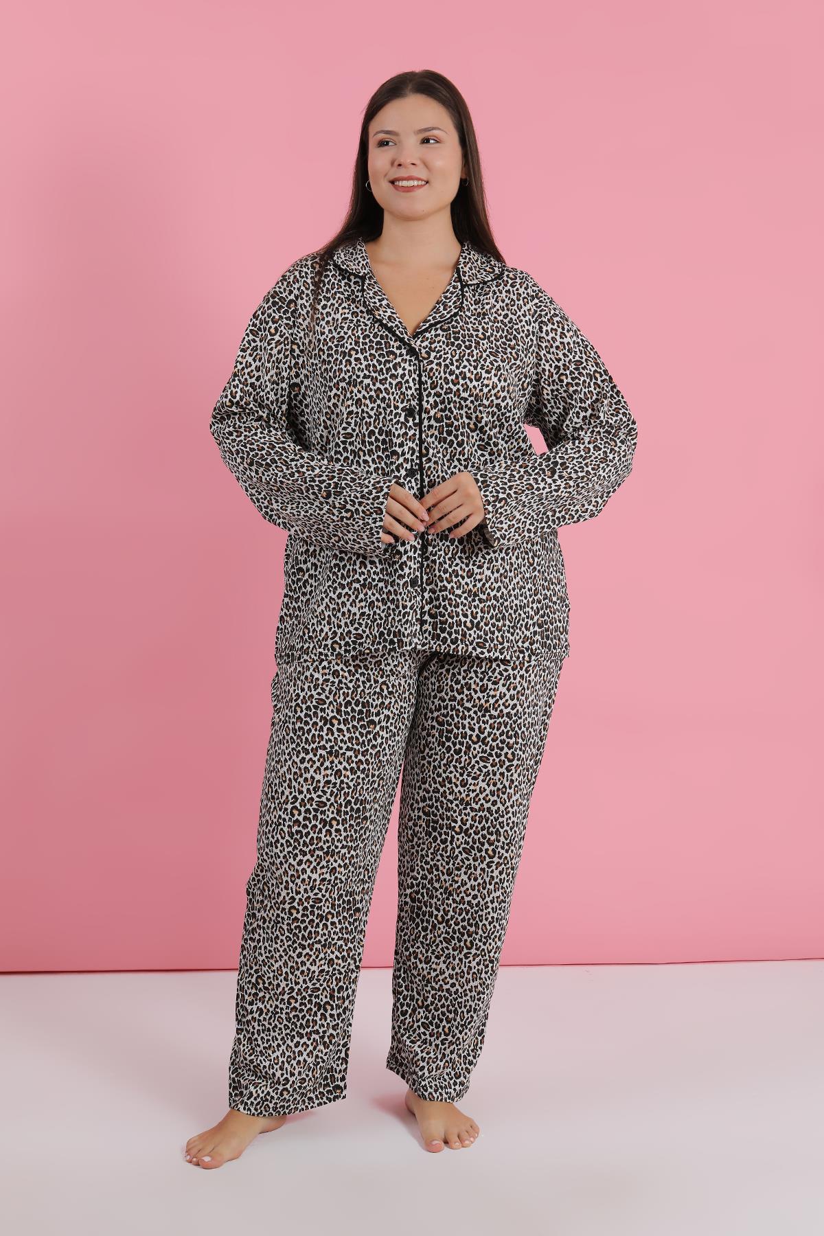 Akbeniz Kadın Büyük Beden Leopar Desenli Düğmeli Pijama Takımı