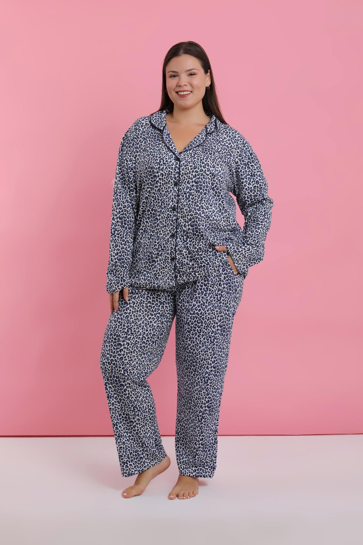 Akbeniz Kadın Büyük Beden Mavi Leopar Desenli Düğmeli Pijama Takımı