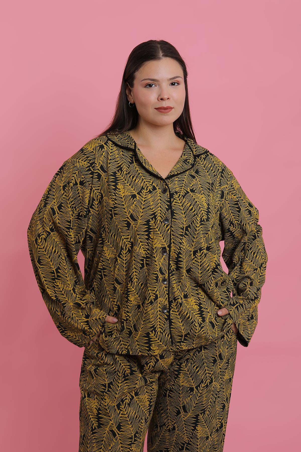 Akbeniz Kadın Büyük Beden Tropikal Yaprak Desenli Düğmeli Pijama Takımı