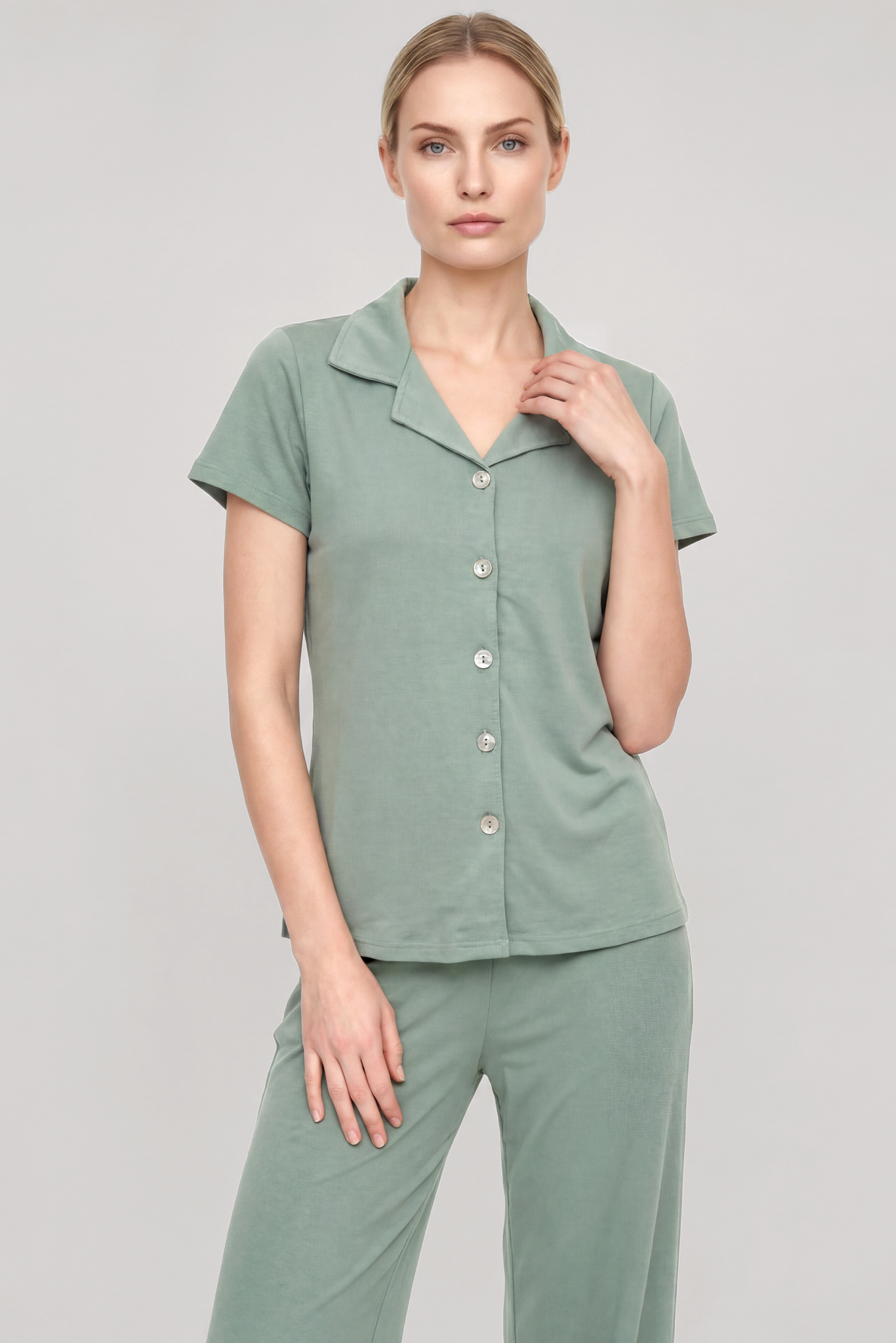 Akbeniz Kadın Mint Yeşili Klasik Gömlek Yaka Pijama Takımı