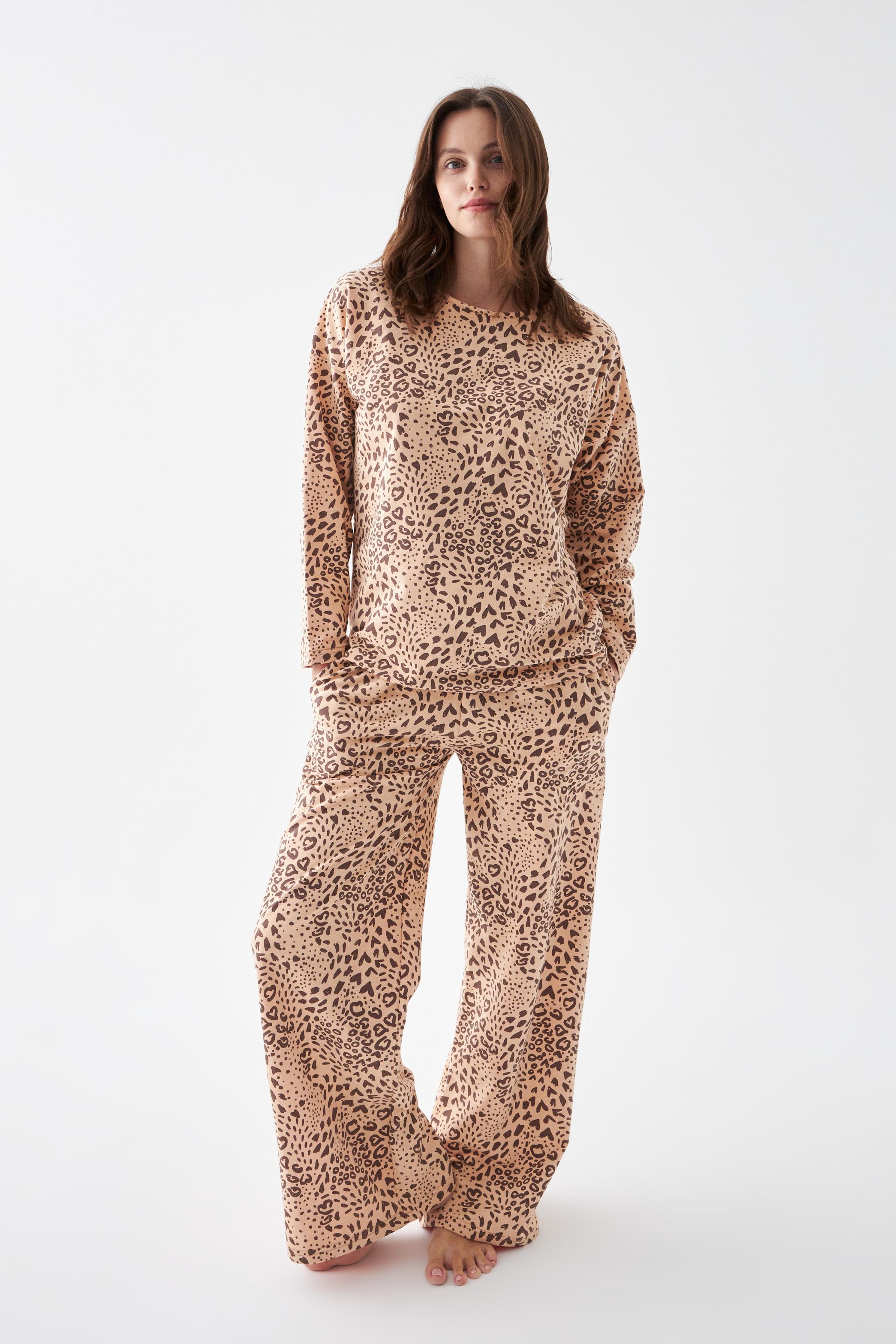 Akbeniz Kadın Oversize Bej Leopar Desenli Pamuklu Kalın Pijama Takımı