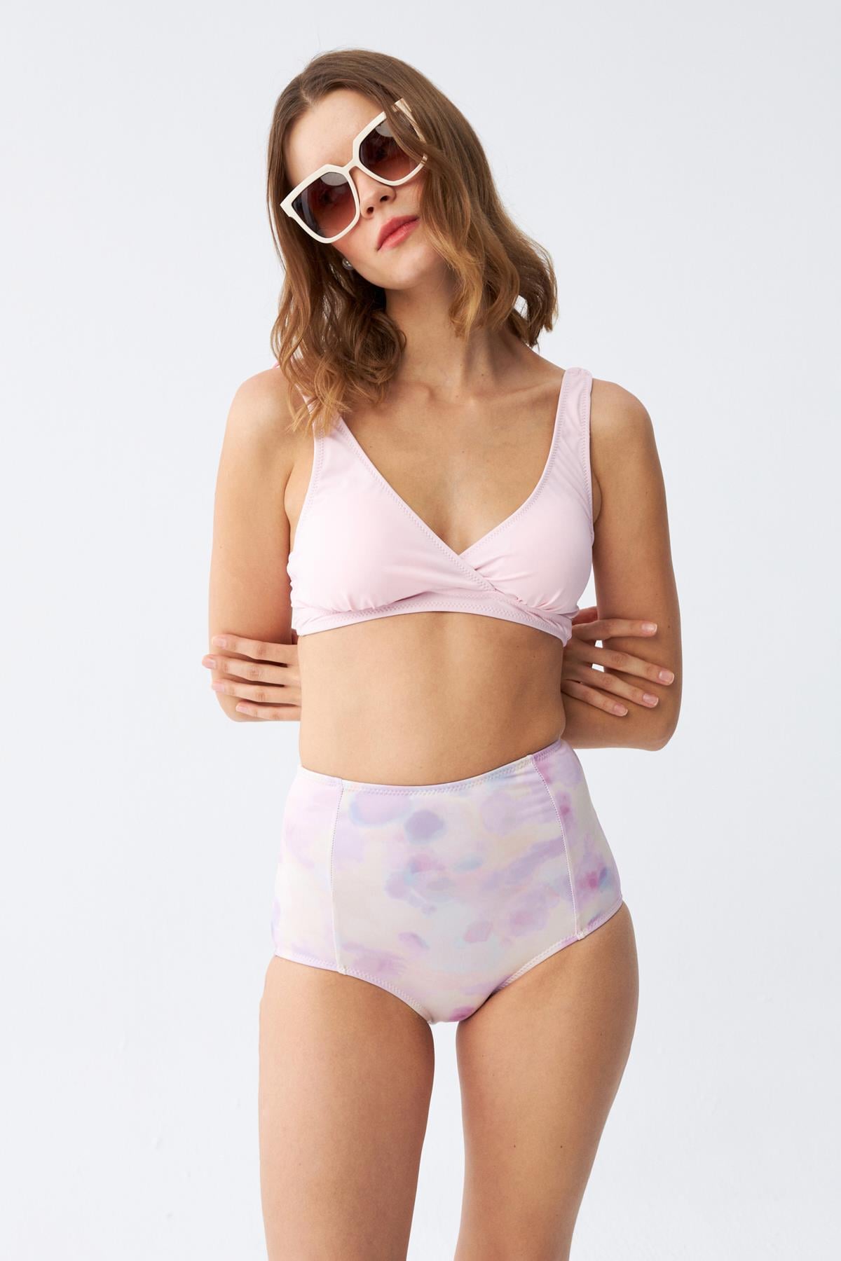 Akbeniz Kadın Pembe Pedli Üst ve Pastel Desenli Yüksek Bel Bikini Takımı