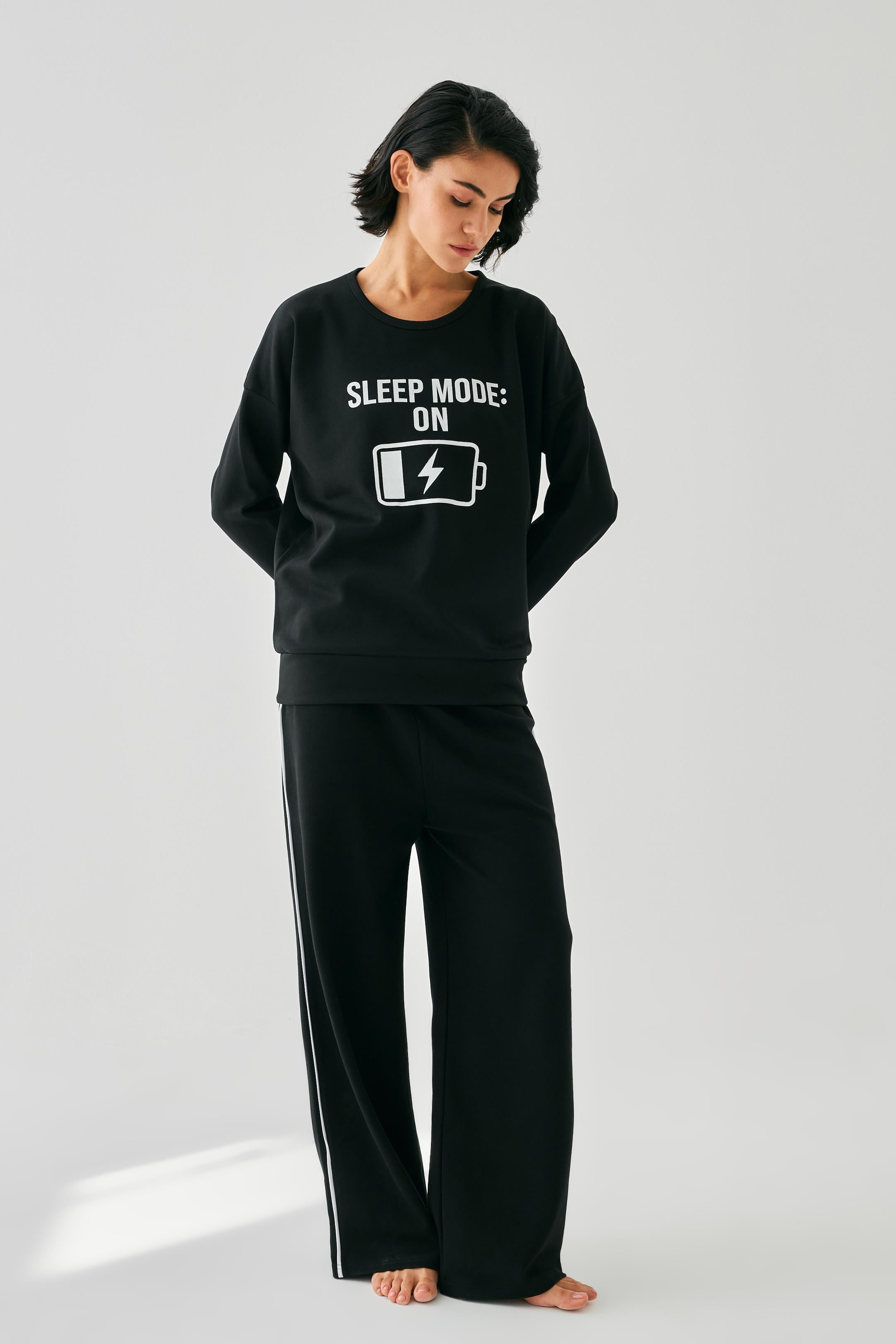 Akbeniz Kadın Siyah Sleep Mode ON Oversize 2 İplik Eşofman Ev Giyim Takımı