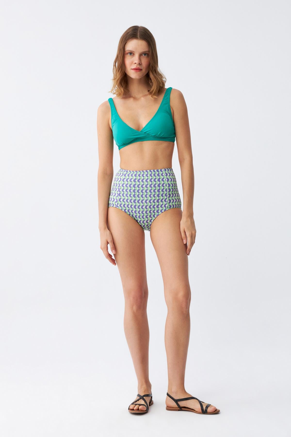 Akbeniz Kadın Yeşil Pedli Geometrik Desenli Yüksek Bel Bikini Takımı