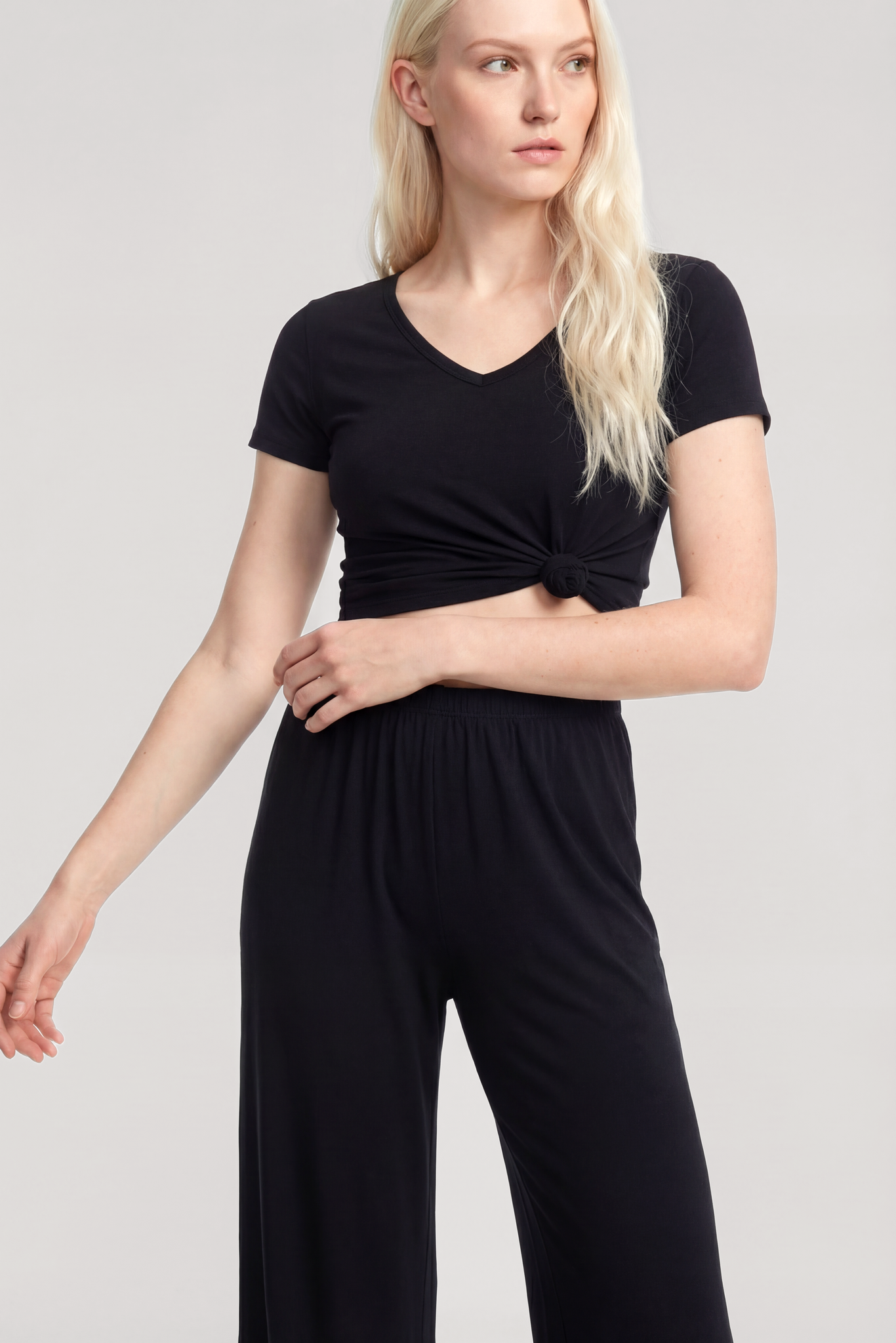 Akbeniz V Yaka Yumuşak Dokulu Pijama Takımı Siyah