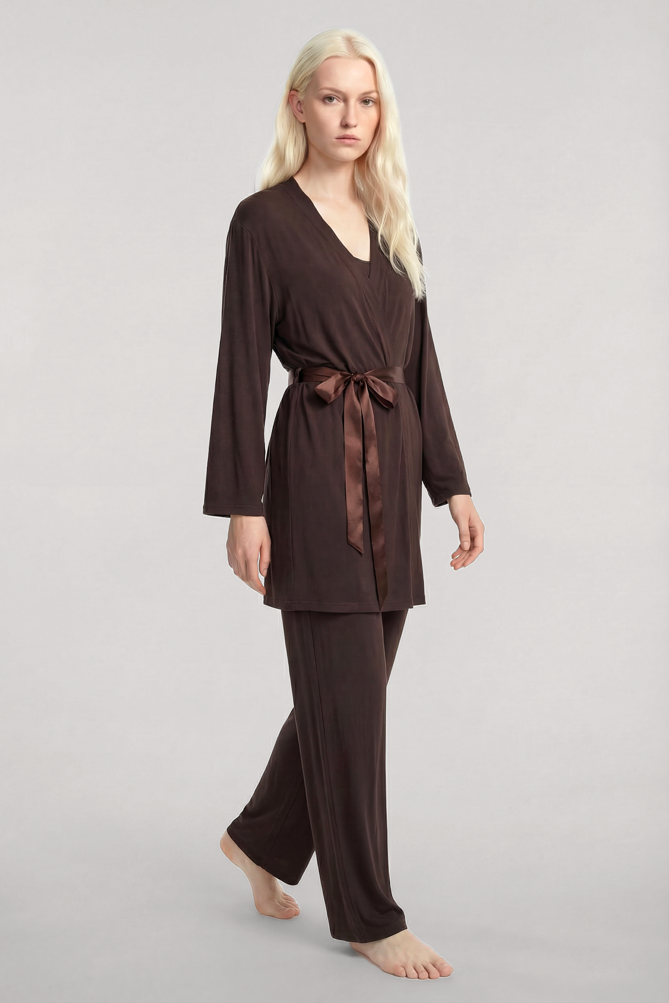 Yumuşak Dokulu Dökümlü Kısa Kimono Kahve