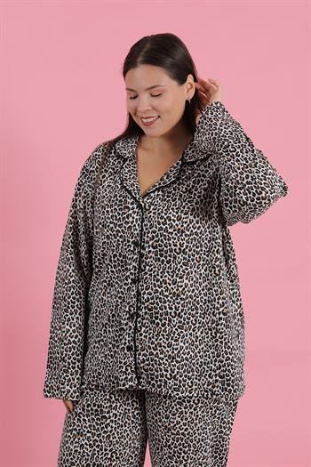 Akbeniz Kadın Büyük Beden Leopar Desenli Düğmeli Pijama Takımı