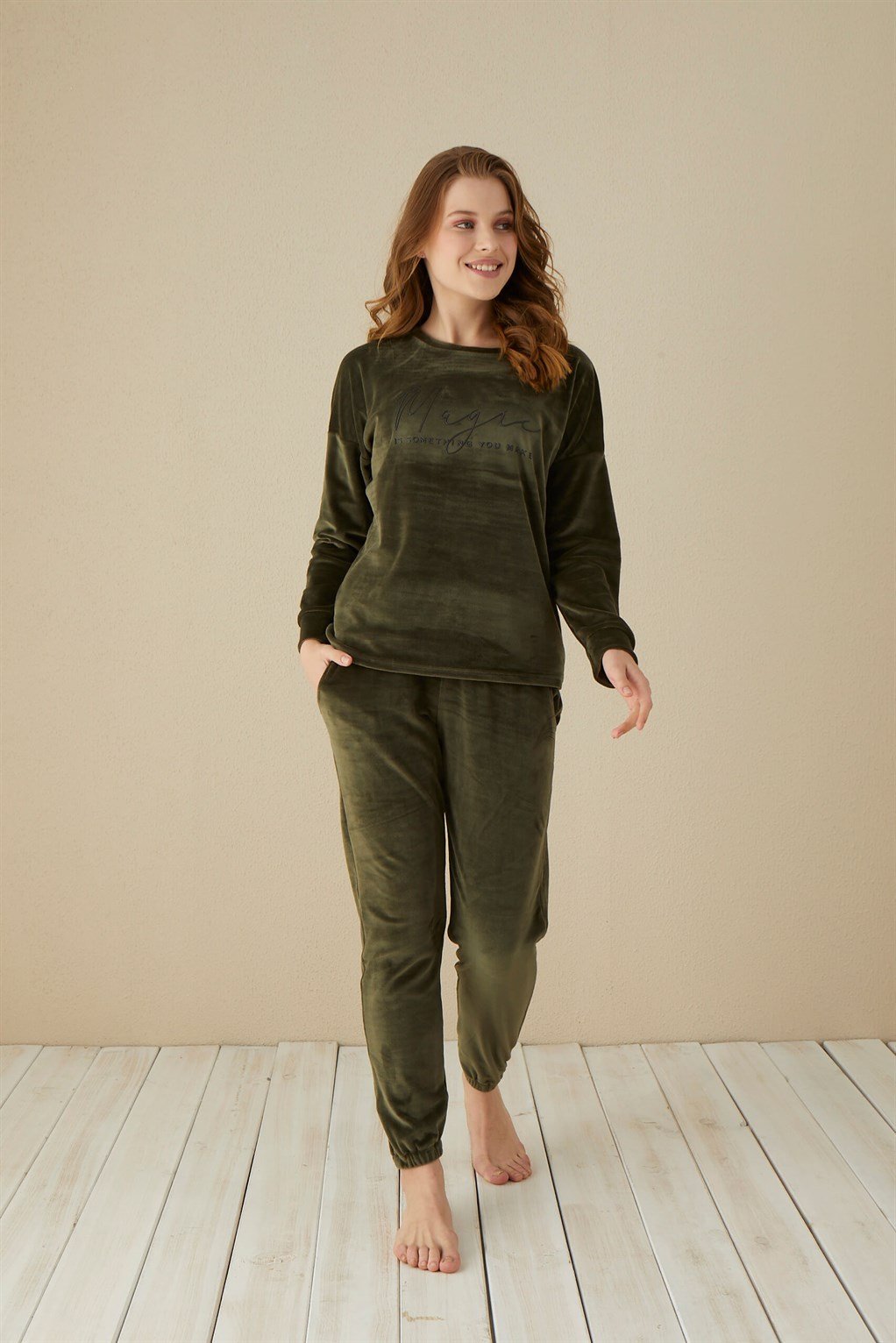 Akbeniz Kadın Kadife Pijama Takım 9051