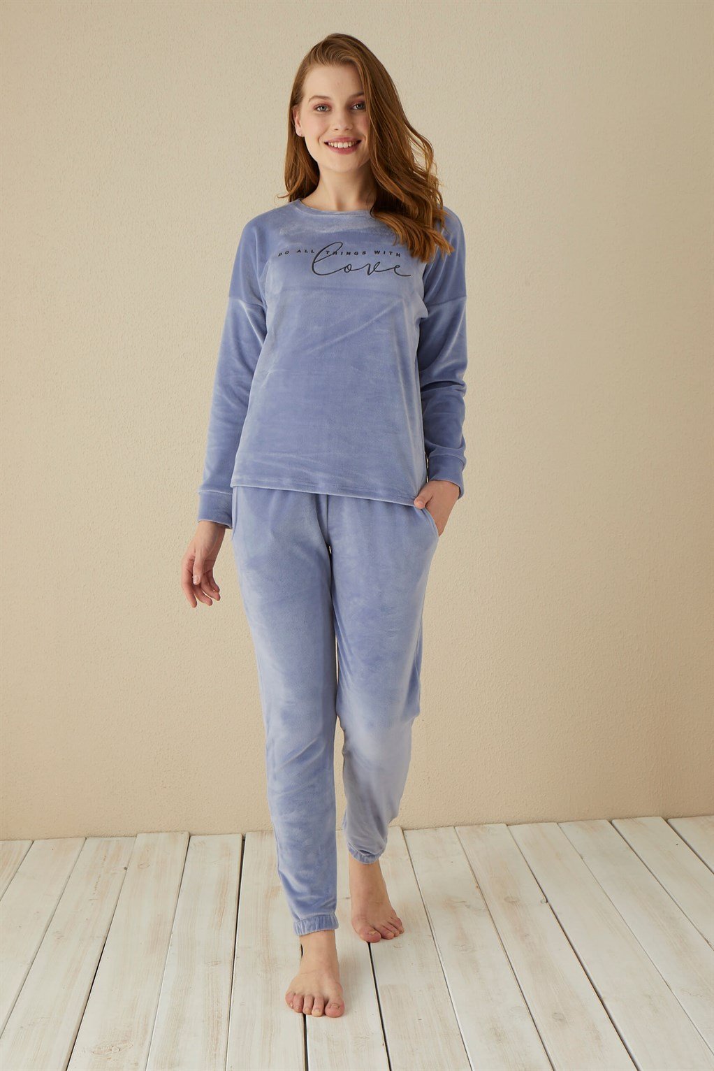 Akbeniz Kadın Kadife Pijama Takım 9052