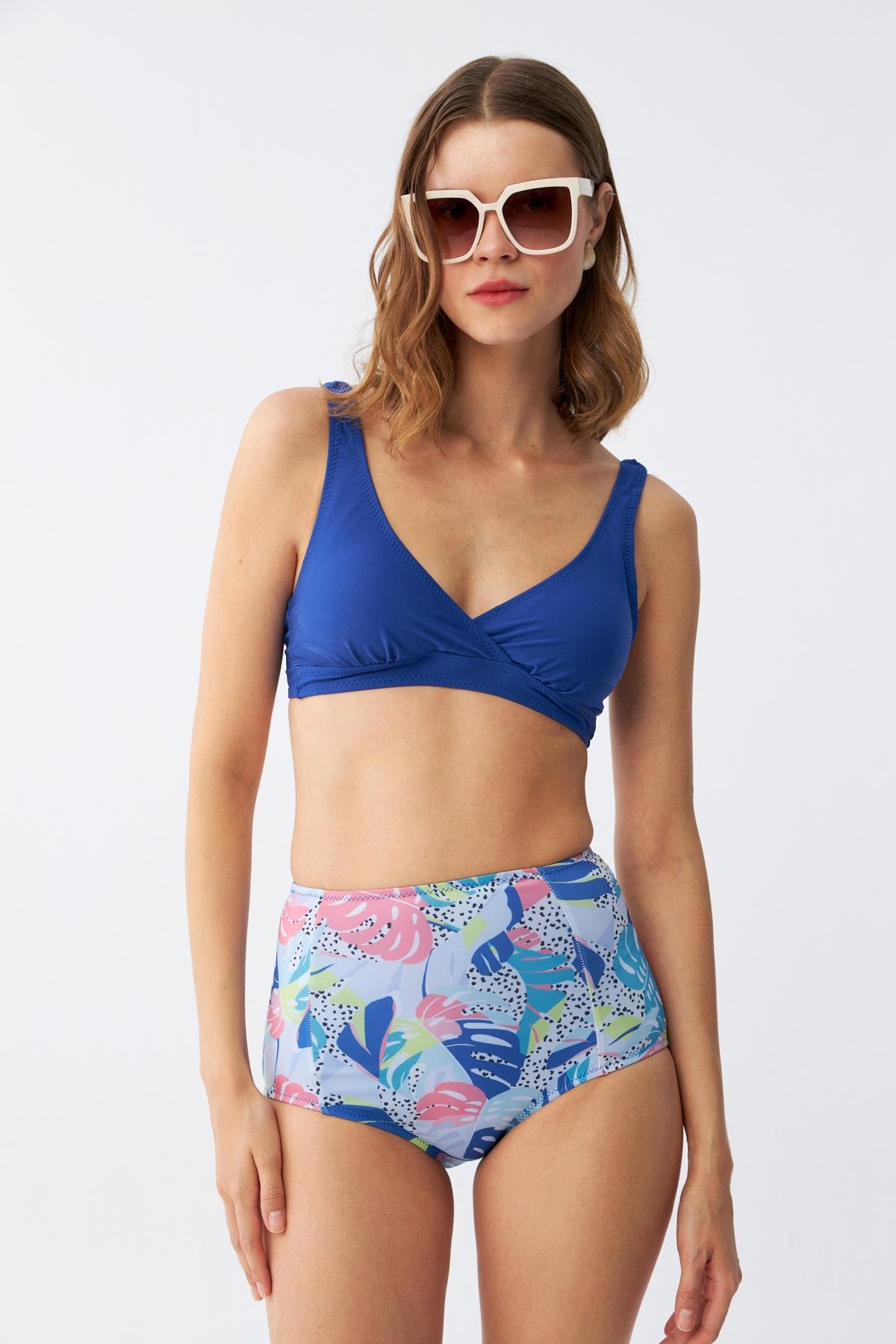 Akbeniz Kadın Pedli  Yaprak Desenli Yüksek Bel Sax Bikini Takımı 