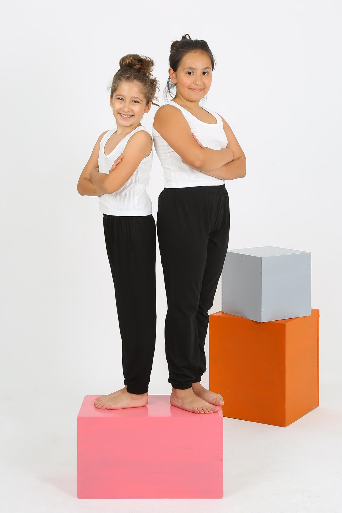 Akbeniz Kız Çocuk Sıfır Kol Beyaz Pijama Takım 20433