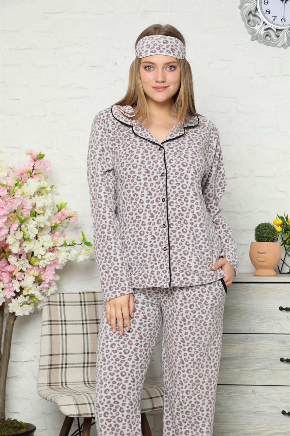 Akbeniz Welsoft Polar Önden Düğmeli Kadın Pijama Takımı 8082