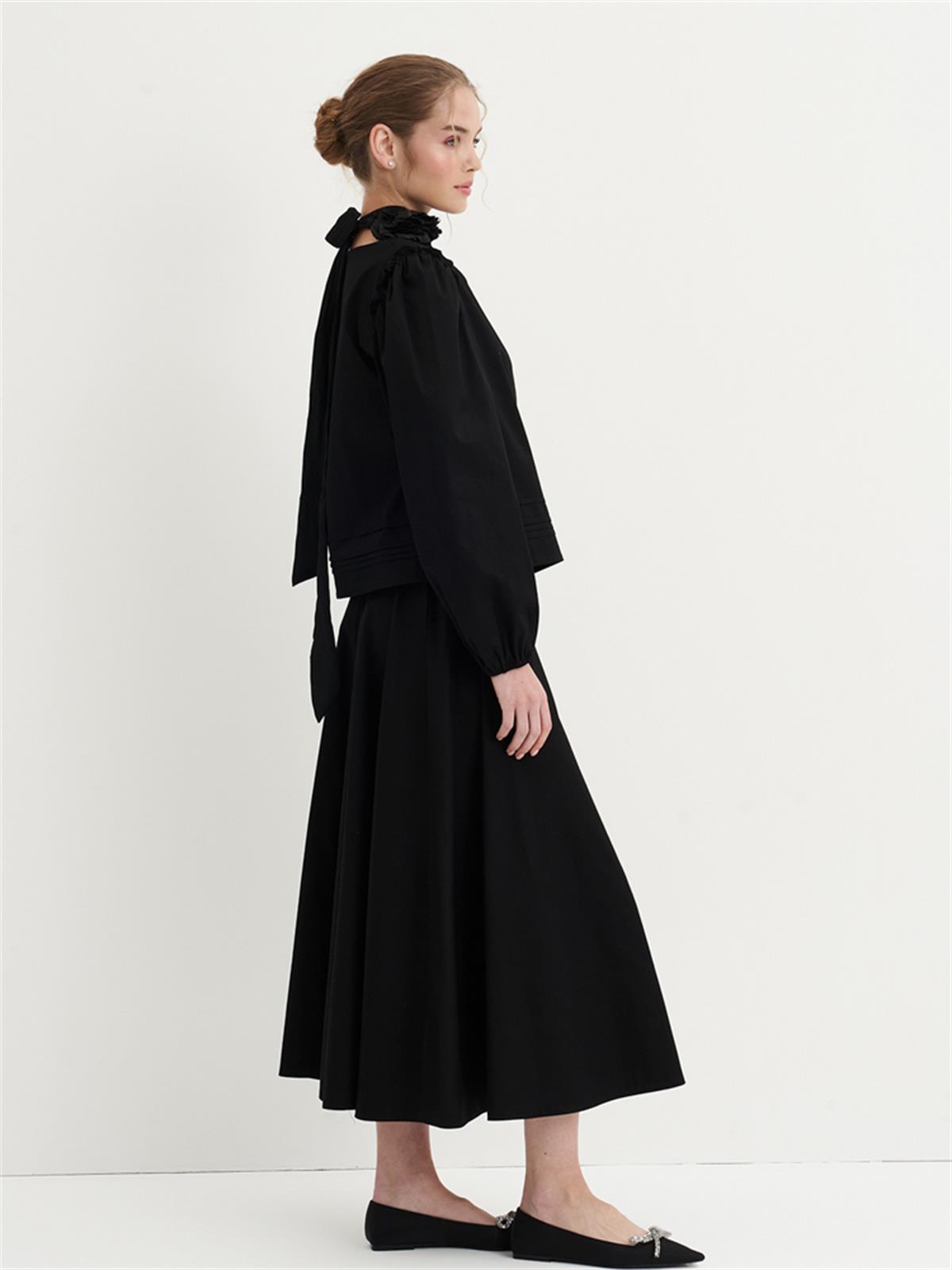 Nervürlü Etekli Takım Siyah