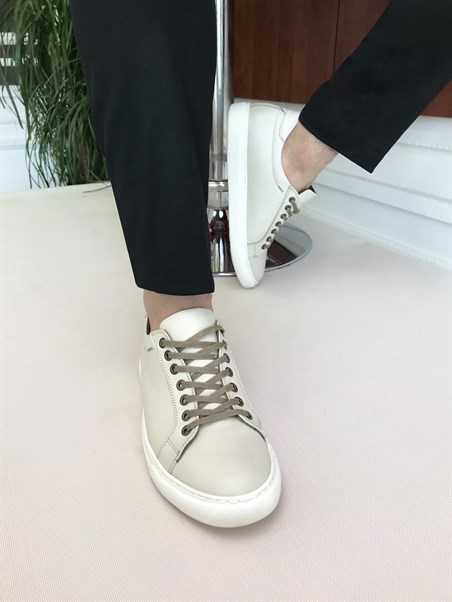 İtalyan stil erkek yumuşak dokulu spor ayakkabı krem T6153